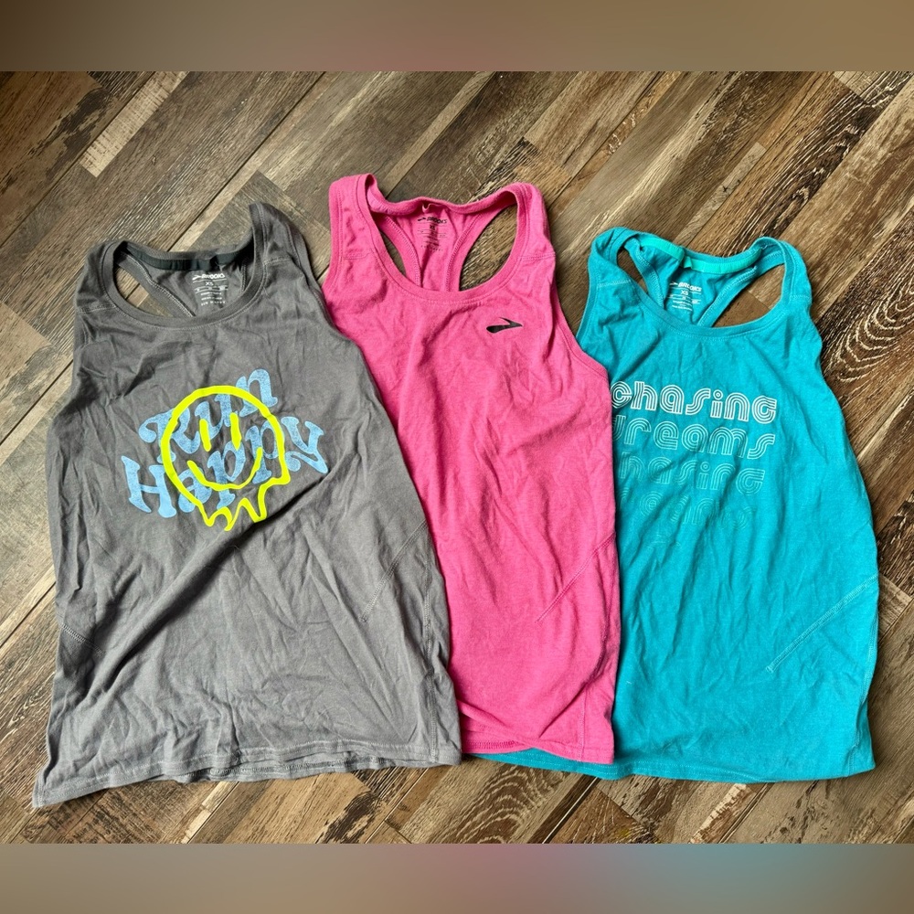 Brooks Distance Tanks